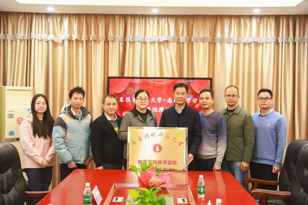 taptap点点官方网站